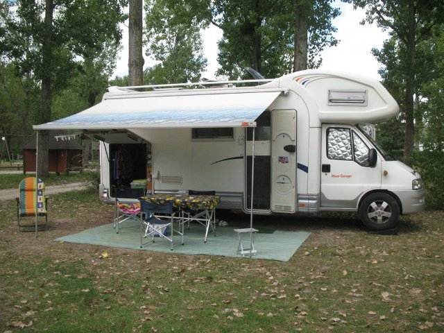 Camping Des Chateaux