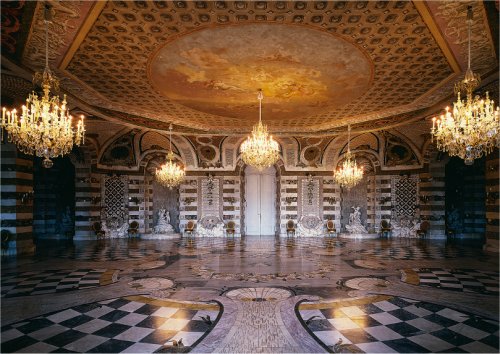 potsdam-neues-palais-grottensaal