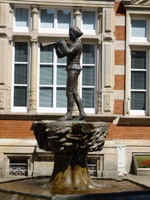 Veso le Isole Frisone, passando da Praga, fino alla strada delle fiabe