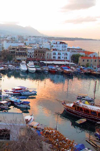 Cipro | Porto di Girnen