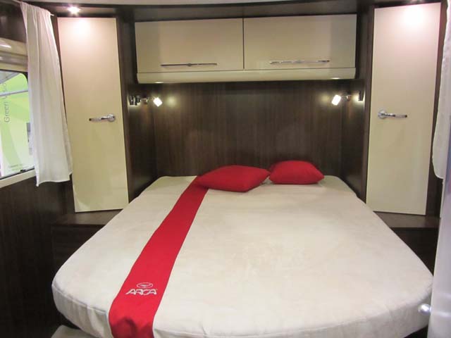 ARCA H 738 GLC | letto-posteriore ARCA H 738 GLC | letto-posteriore