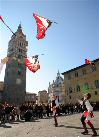 Sbandieratori | Festival del turismo medievale