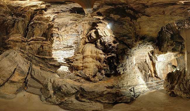 La Grotta del Vento in Toscana