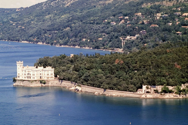 Il parco del Castello di Miramare Il parco del Castello di Miramare