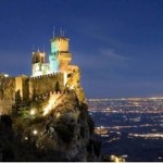 San Marino vista notturna