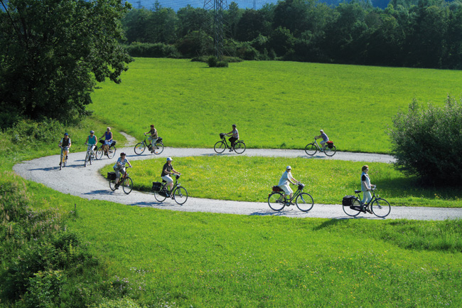 Bonometti Centrocaravan e Jonas Viaggi per un aprile pieno di energia