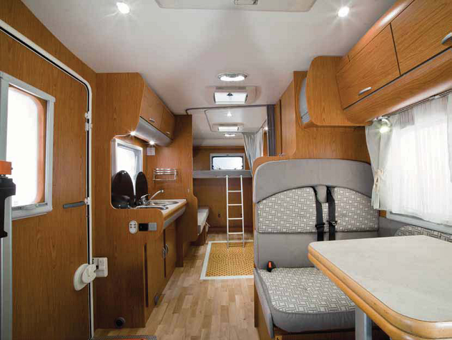 Interno Blucamp Skyfree