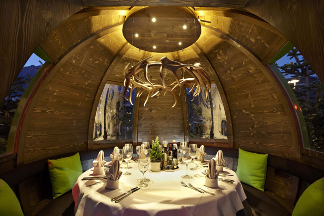 A cena nelle Kugln Terme A cena nelle Kugln Terme