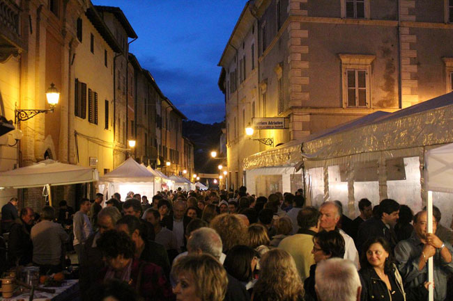 La Fiera del Tartufo Bianco Pregiato di Pergola diventa nazionale