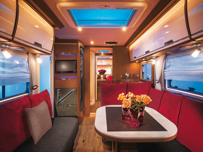 Niesmann + Bischoff - interno