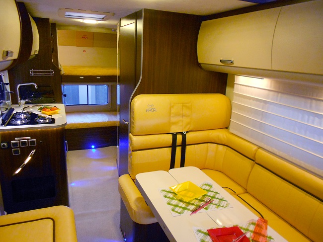arca-camper-M725GLT-Emotion-interno