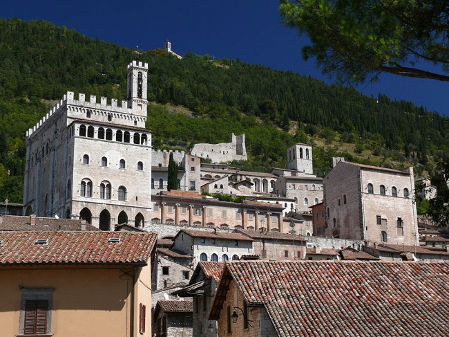 Pasqua in Umbria Gubbio e Montone