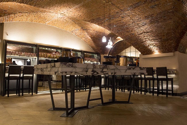 Milano : nel cuore del quadrilatero della moda riapre la Drogheria Parini 1915