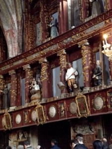 statue-cartapesta-santuario-beata-vergine-maria