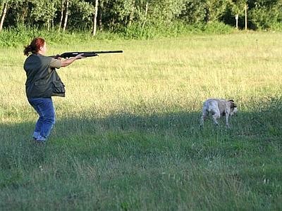 2402it-cacciatori_donna_