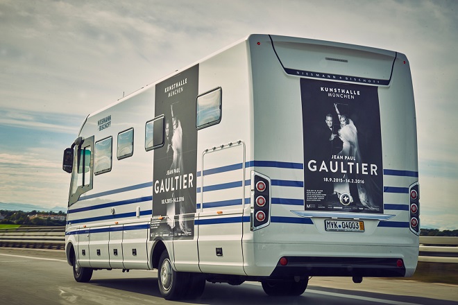 Niesmann Bischoff_Jean Paul Gaultier_Mit (dem) Flair zur Ausstellungseroeffnung in Muenchen