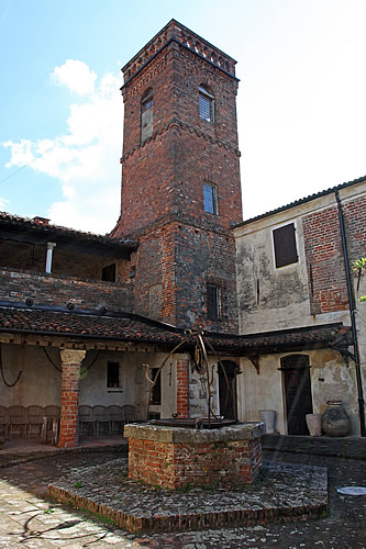 L’Atmosfera di Natale al castello di Monteu Roero il 6 dicembre 2015