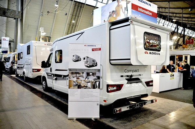 Grande successo al CMT di Stoccarda per i veicoli con sistema ‘slide out’ di Lippert Components