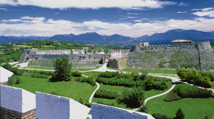 21 Maggio : “Pirati alla Rocca” – Avventure in costume per bimbi e ragazzi a Lonato del Garda