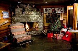 santa-claus-main-post-office-rovaniemi-1 Low