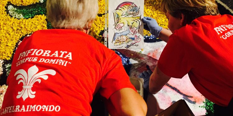 Infiorata-Castelraimondo1