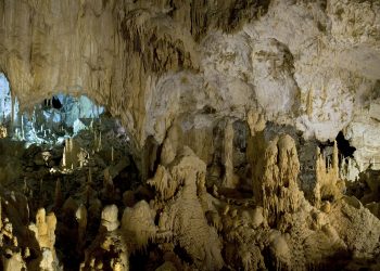 Grotte-di-Frasassi