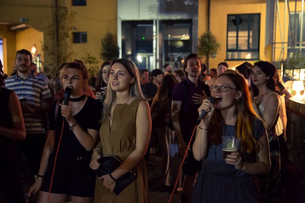 Stabilimento estivo BASE