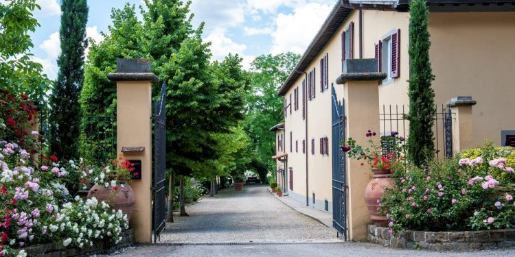 entrata agriturismo lavacchio