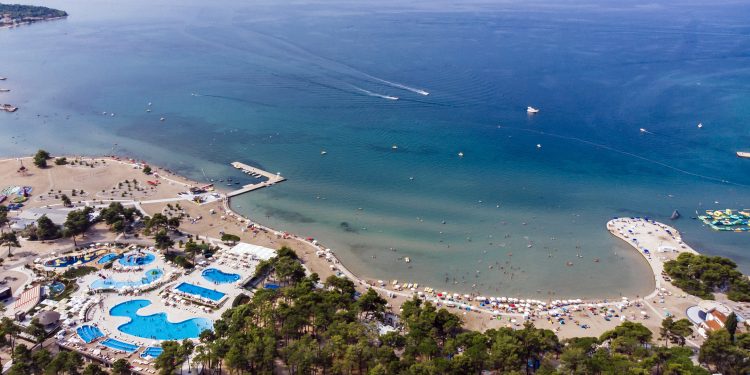 Zaton-Holiday-Resort