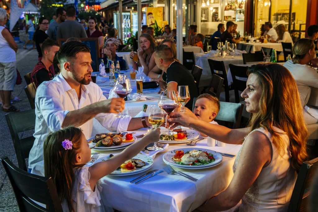 Zaton-Holiday-Resort