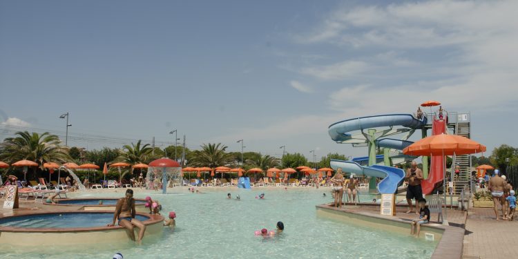 Nuova convenzione tessera turit con il Centro Vacanze La Risacca (Fermo)