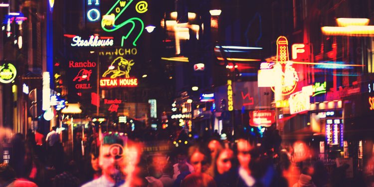 La Top 10 delle città europee perfette per i single