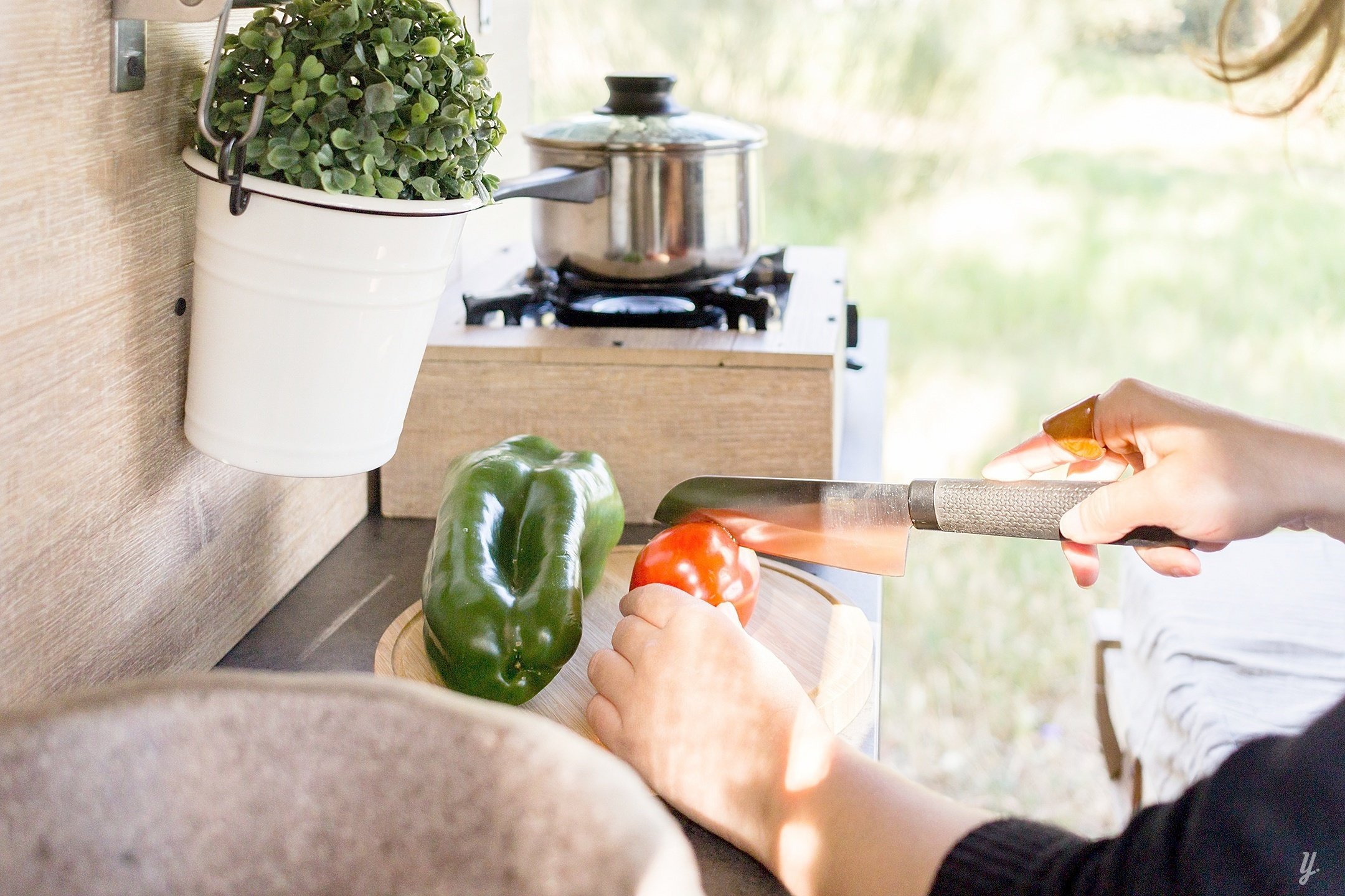 Chef on the road: 8 ricette per camperisti ai fornelli