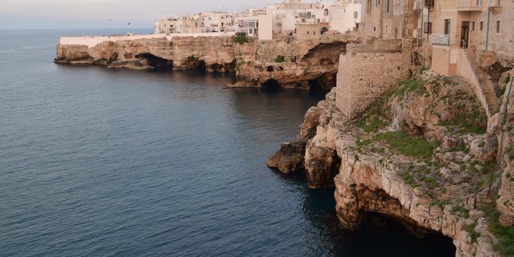 Un mini tour tra le bellezze di Polignano a Mare e Monopoli