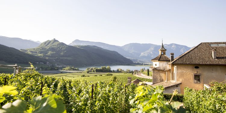 Tanti itinerari estivi per camminare, pedalare e respirare in Alto Adige