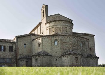 Pedalando e passeggiando tra storia, architettura e natura nella provincia di Macerata
