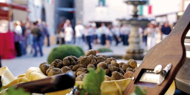 Il 3 e 4 ottobre Apecchio (PU) festeggia con birra & tartufo