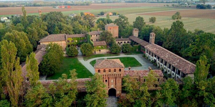 Florovivaismo d’autunno al Castello di Paderna: da sabato 3 in Emilia Romagna una grande rassegna dedicata ai fiori