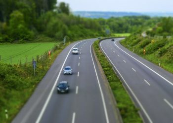 Attenzione ai documenti stradali: che fare in caso di patente di guida scaduta?