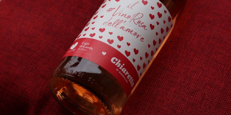 San Valentino: sei luoghi e quattordici vini per brindare all’amore