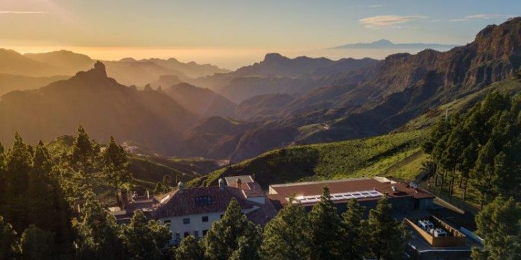 Tra dune e paesaggi vulcanici: il Cammino di Santiago attraversa Gran Canaria