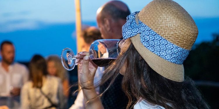 Degustazioni Dop tra i sentieri più nascosti delle terre del Primitivo di Manduria