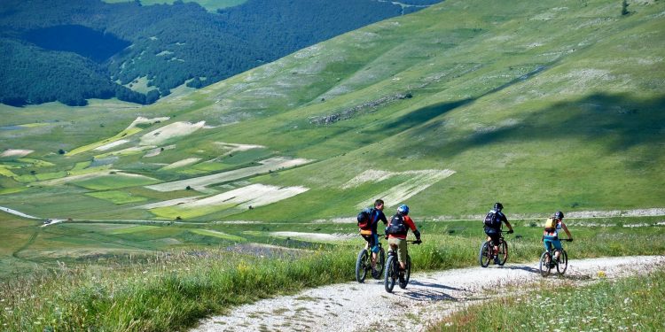 In bicicletta in Trentino, Calabria, Emilia Romagna, Marche e Basilicata
