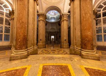 Sabato 4 dicembre apertura serale straordinaria alla Reggia di Caserta