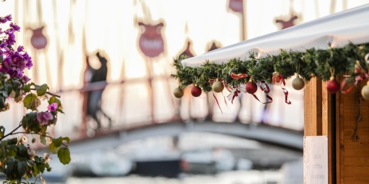 Bardolino si trasforma e diventa la Città del Natale