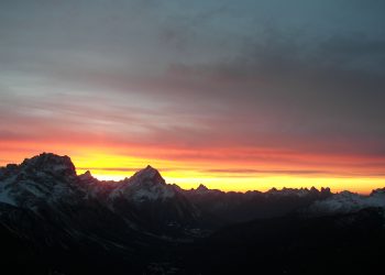 Alba a Cortina con Tofana – Freccia nel Cielo, un’emozione unica