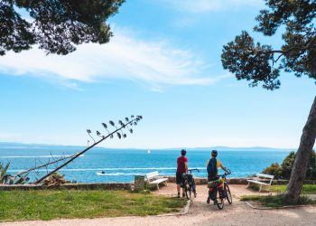 Pedalando nelle bellezze della Croazia lungo fiumi e laghi, arrivando al mare