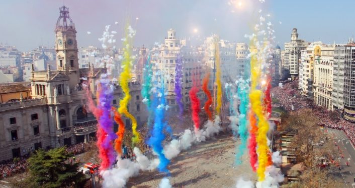 In Spagna torna la magia de Las Fallas di Valencia