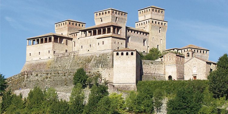 11 esperienze outdoor ai Castelli del Ducato tra Emilia, Toscana e Lombardia