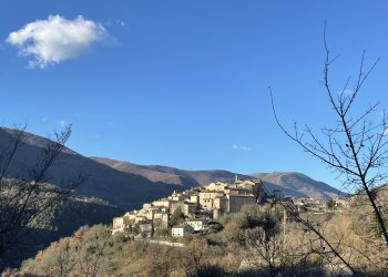 “Sentieri, Vicoli e Racconti” – Dal 6 marzo al 18 aprile a Vallo di Nera esperienze nella natura